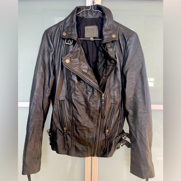Stylish and Beautiful Muubaa Leather Jacket - Picture 1 of 13